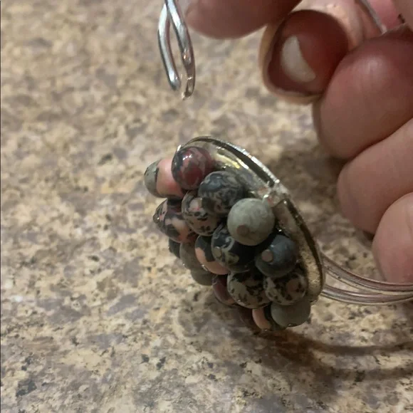 Red and Pink Beaded Bracelet - Picture 4 of 4